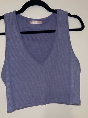 Blue Blush Lavender V-Neck Cropped Knit Tank